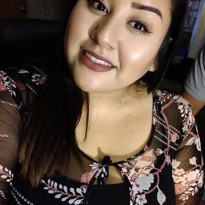 Meet your Posher, Laly